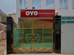Hotel Chaitanya Inn
