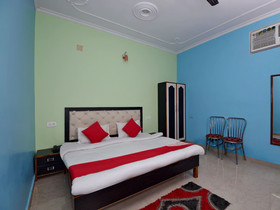 Hotel Chaitanya Inn