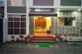Hotel Deepak Palace