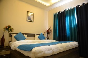 Hotel Divine Destination