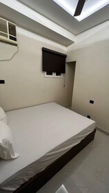 Hotel Divyakashi Homestay