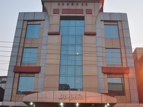 Hotel Dolphin International