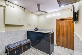 Hotel M K by OYO Rooms