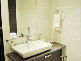 Hotel The Sapphire Grand