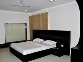 Hotel The Sapphire Grand