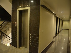 Hotel The Sapphire Grand