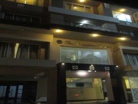 Hotel The Sapphire Grand