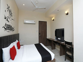 Jade Inn Hotel by OYO Rooms