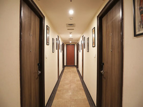 Jade Inn Hotel by OYO Rooms