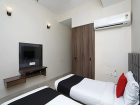 Jade Inn Hotel by OYO Rooms