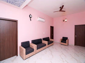 Maharaja Hotel By OYO Rooms