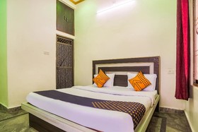 Mahi Paying Guest House by OYO Rooms
