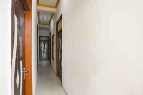 Mahi Paying Guest House by OYO Rooms