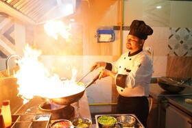 Hotel Idhayan Palace