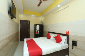 Hotel Skyzone Madhuvan By OYO Rooms