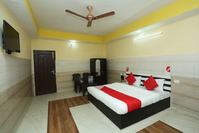 Hotel Skyzone Madhuvan By OYO Rooms