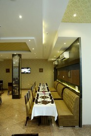 Hotel The Royal Bharti