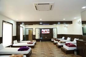 Hotel The Royal Bharti