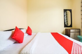 Muni ji Restaurant & Hotel by OYO Rooms