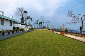 Puttabong Cottage, Darjeeling