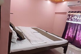 Hotel Aheli & Restaurant