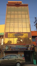 Hotel Aheli & Restaurant