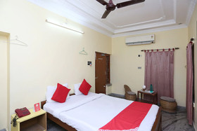 Rater Tara Diner Rabi by OYO Rooms