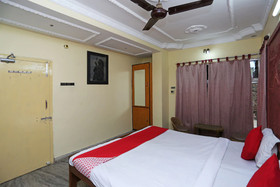 Rater Tara Diner Rabi by OYO Rooms