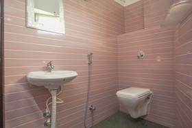 Mahalaxmi By OYO Rooms