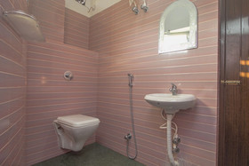 Mahalaxmi By OYO Rooms