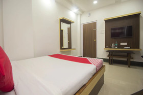 Mahalaxmi By OYO Rooms