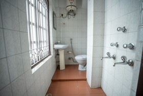 Fennel Hotel Red Rose