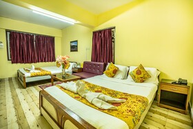 Fennel Hotel Red Rose