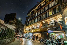 Fennel Hotel Red Rose