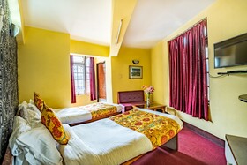 Fennel Hotel Red Rose