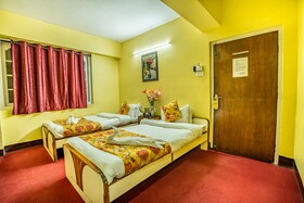 Fennel Hotel Red Rose