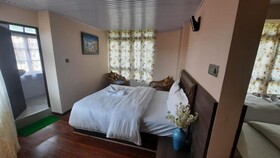 Goroomgo Olive Branch Darjeeling