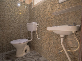 Hotel Blue Diamond By OYO Rooms