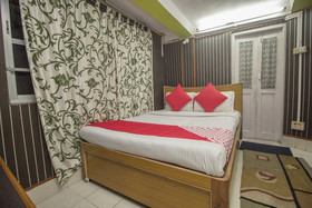 Hotel Everest Glory By OYO Rooms