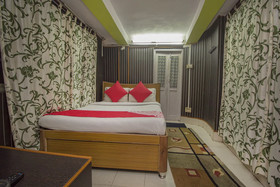 Hotel Everest Glory By OYO Rooms