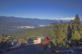 Hotel Everest Glory By OYO Rooms