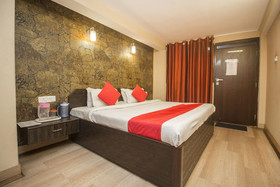 Hotel Everest Glory By OYO Rooms