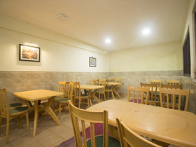 Hotel Sandrup by OYO Rooms