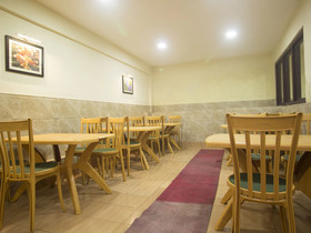 Hotel Sandrup by OYO Rooms