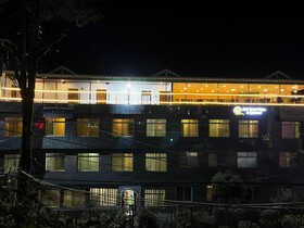 Kasturi Palace Darjeeling by Goroomgo