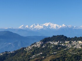 Kasturi Palace Darjeeling by Goroomgo