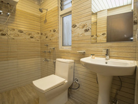 OYO 22296 New Amber Hotel