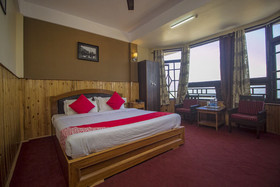 Roma Holiday Inn By OYO Rooms