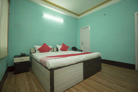 Summer Palace By OYO ROoms