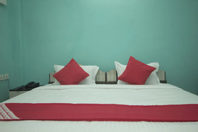 Summer Palace By OYO ROoms